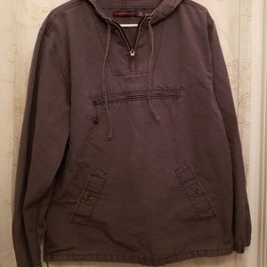 Modern amusement gently used pullover